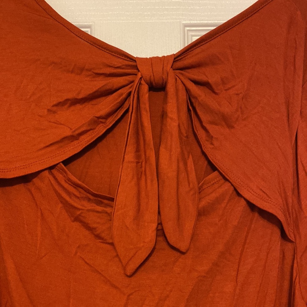 Rust colored top - Picture 4 of 5